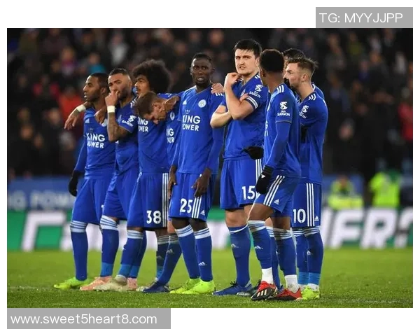 川崎与阿波罗的激烈对决展现足球魅力与团队精神的巅峰较量